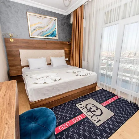 Hotell Blue Vista & *